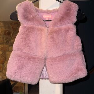 KIDBOX Girls Pink Faux Fur Vest Size S Like New
